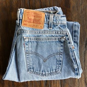 Vintage 560 Levi’s size 27/28.  Mom Jeans!